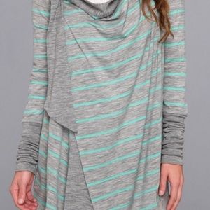 Icebreaker bliss wrap merino wool